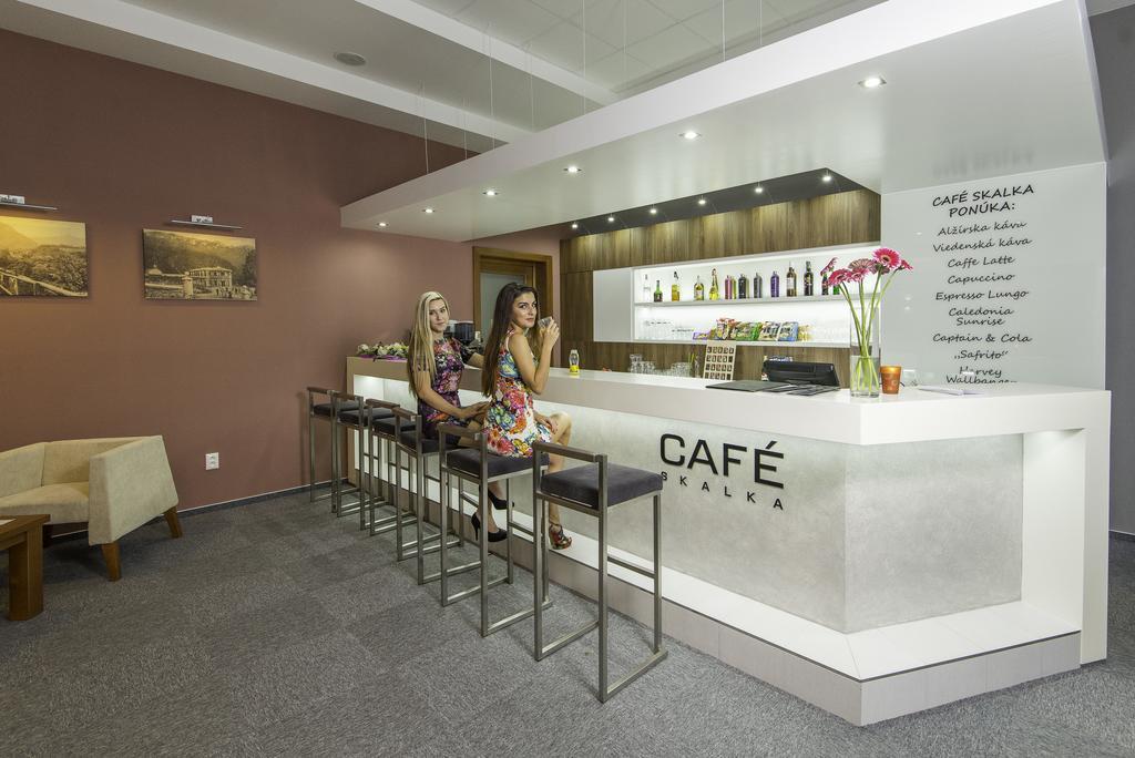 Hotel Skalka Rajecké Teplice Exteriör bild