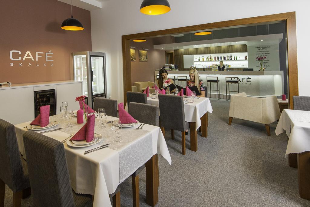 Hotel Skalka Rajecké Teplice Exteriör bild