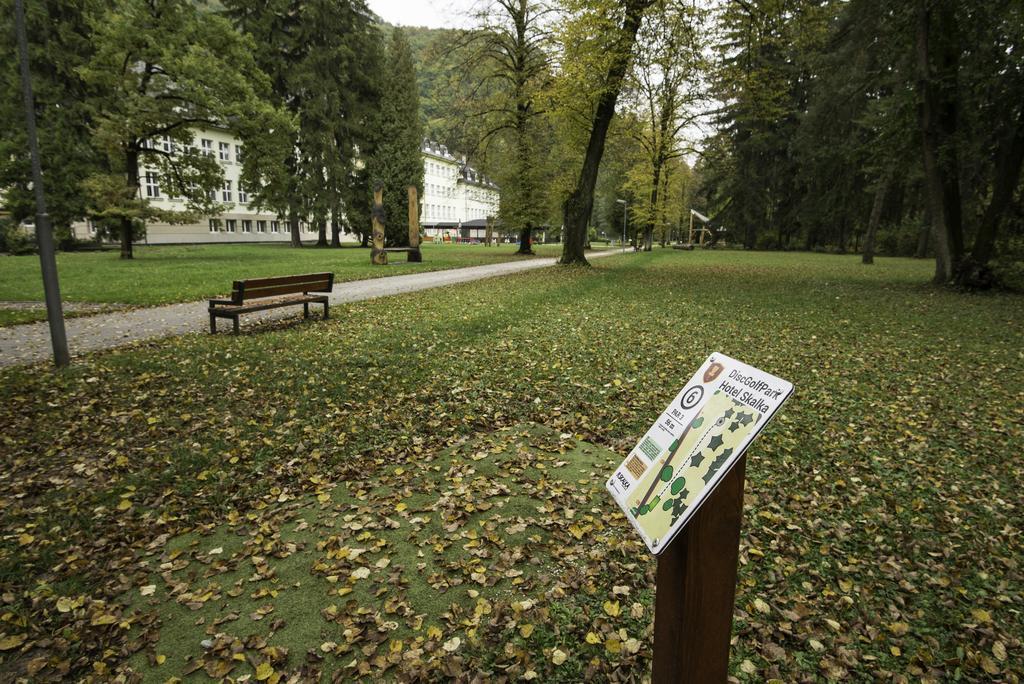 Hotel Skalka Rajecké Teplice Exteriör bild