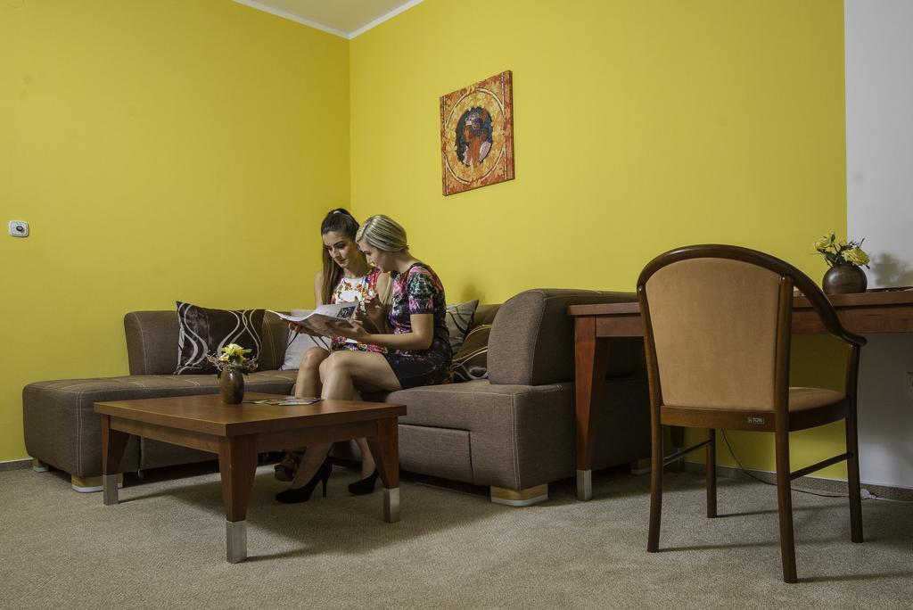 Hotel Skalka Rajecké Teplice Exteriör bild