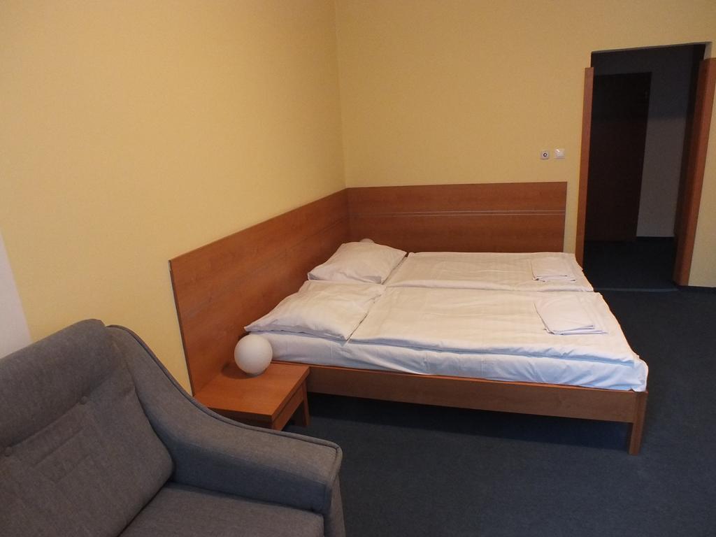 Hotel Skalka Rajecké Teplice Exteriör bild