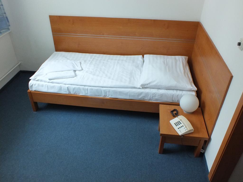 Hotel Skalka Rajecké Teplice Exteriör bild